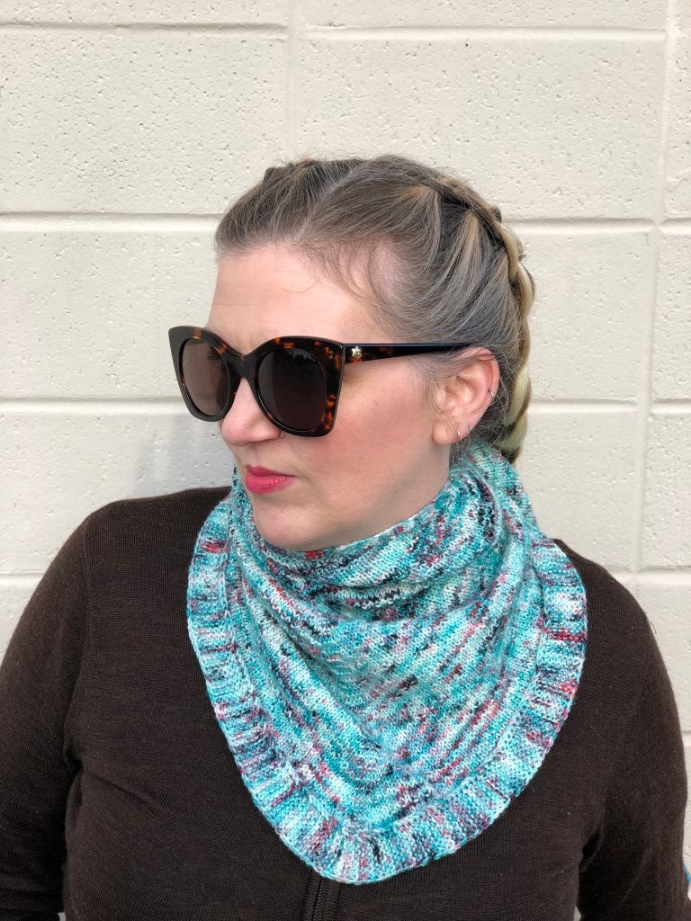 Glitchy shawl front