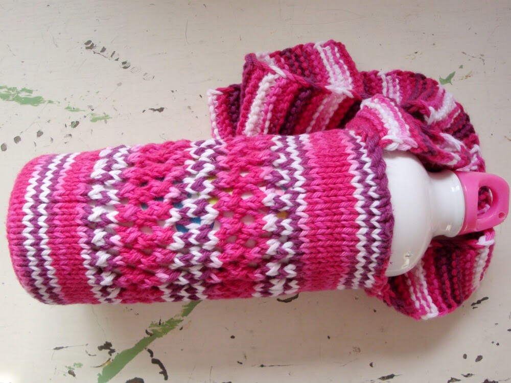 knit water bottle holder horizontal