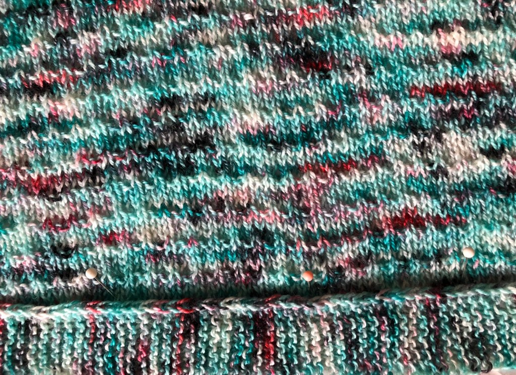 Glitchy shawl close up border
